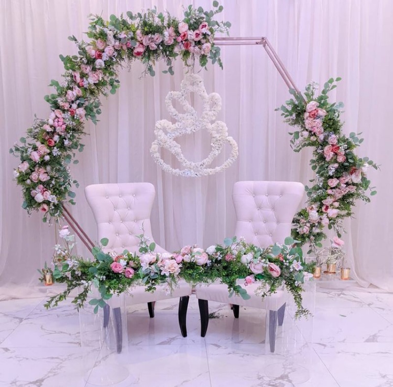 10 Elegant Wedding Arch Ideas You Will Want For Your Wedding