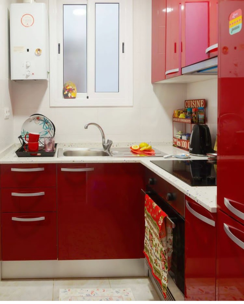 red kitchen color decor ideas
