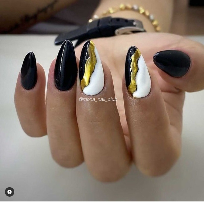 Lovely Black Nails Ideas